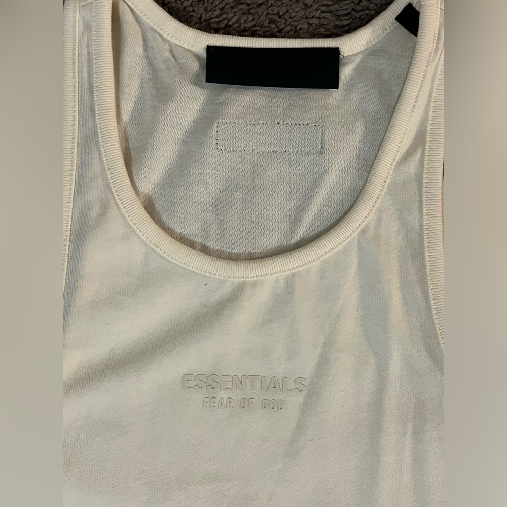 Essential Tank Top